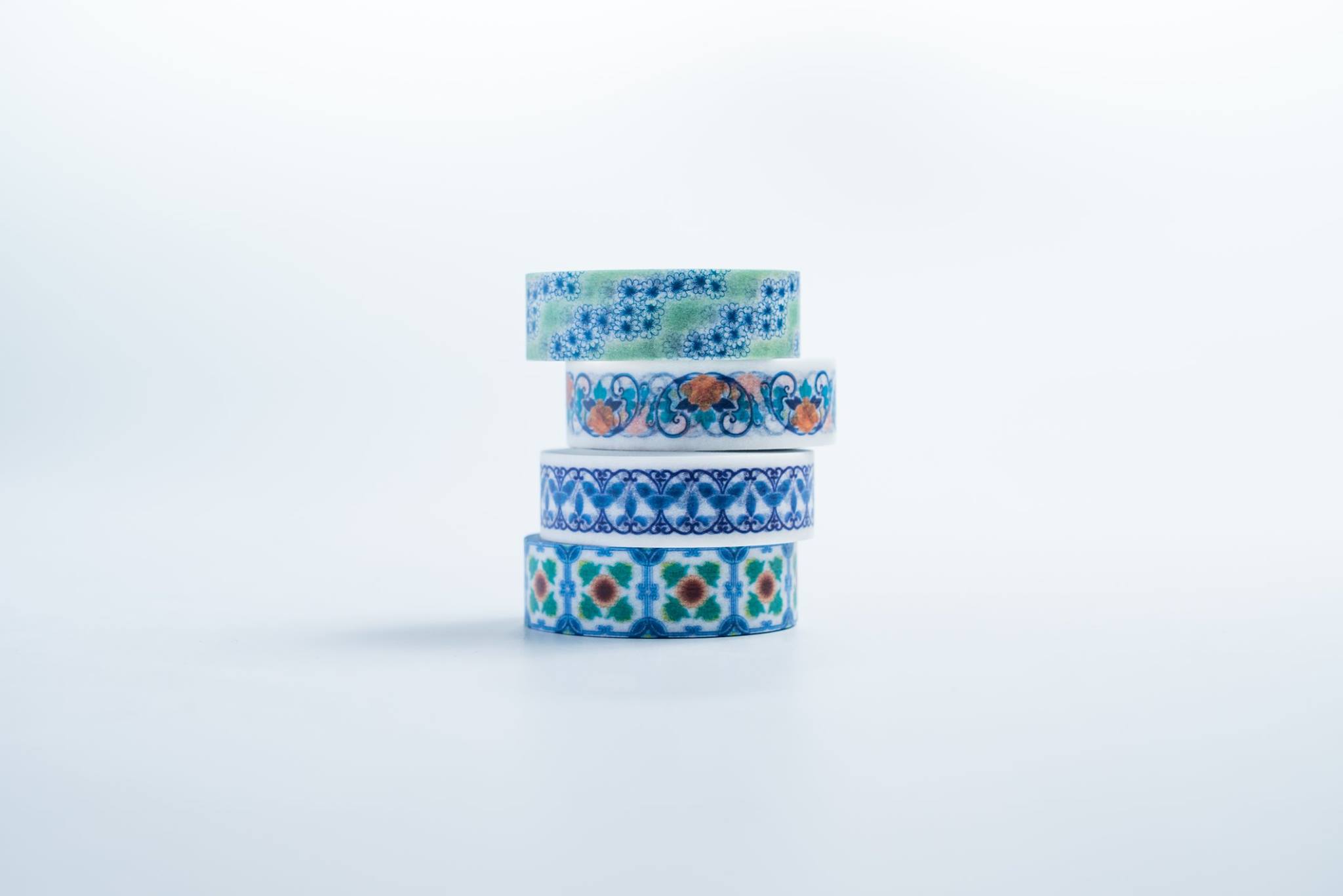 鍋島焼文様マスキングテープ「献上しますて」。